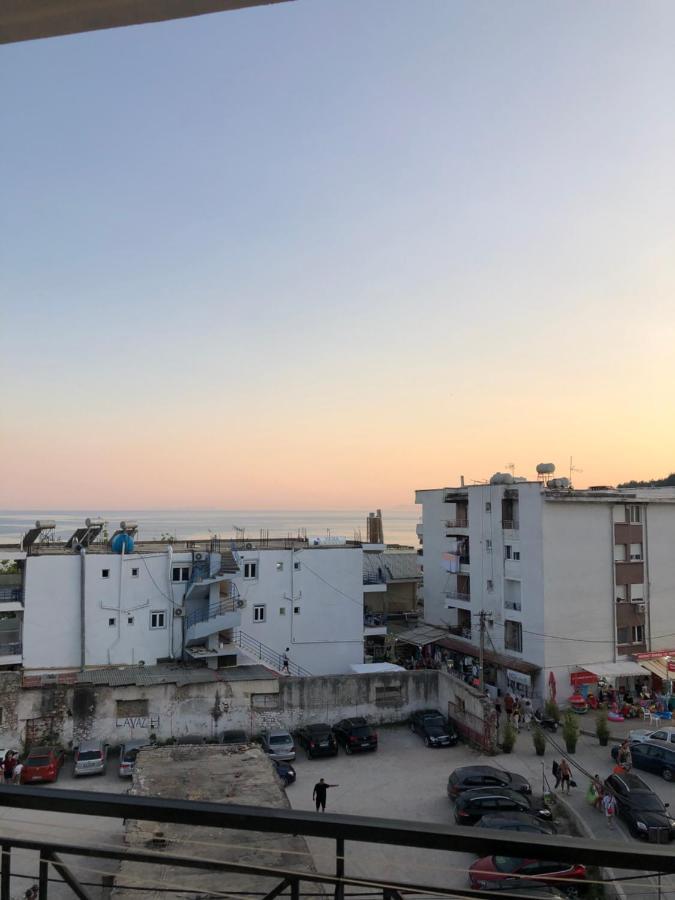 Center Hotel Pirro Himare Exterior photo